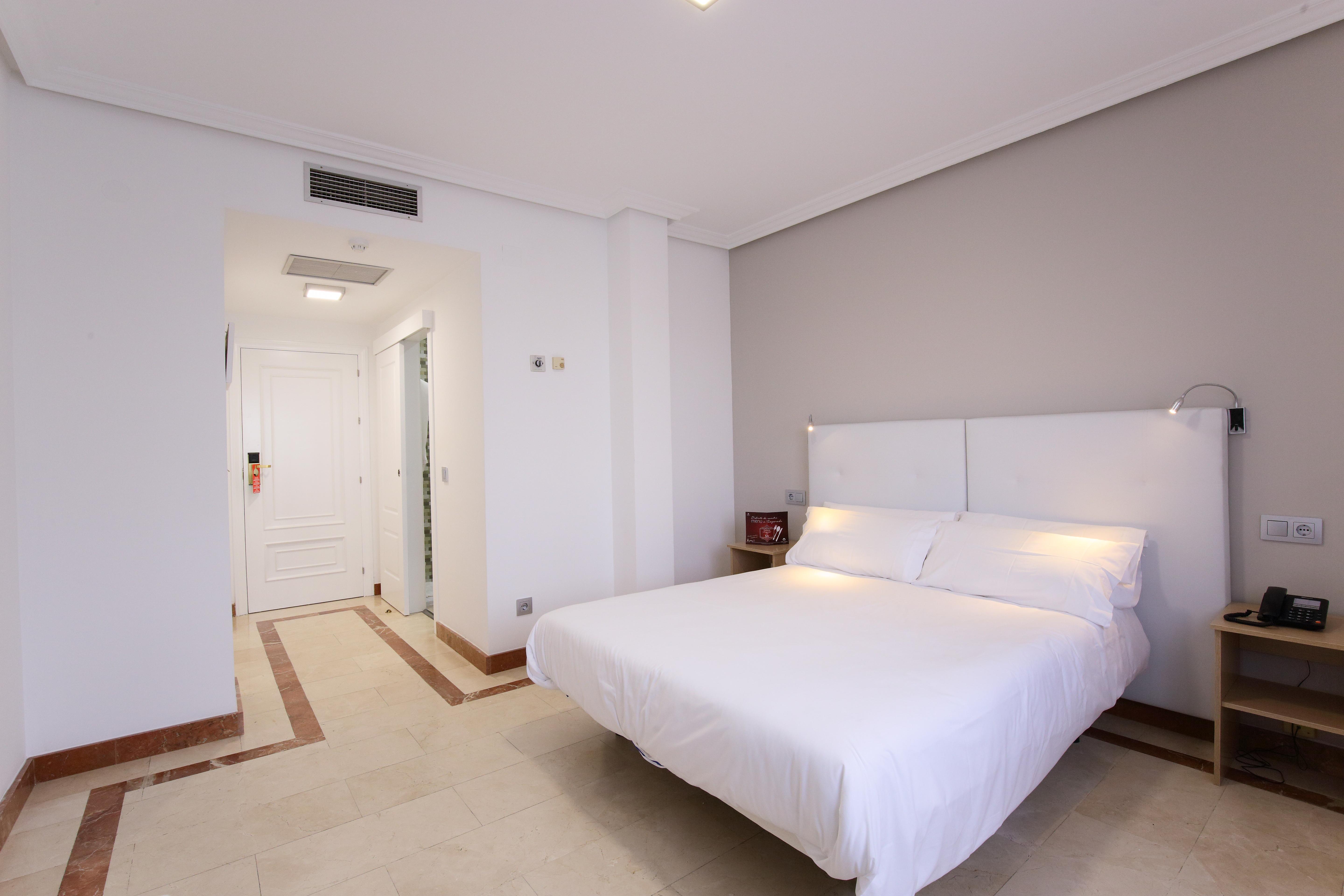 Hospedium Hotel Castilla Torrijos Exterior photo