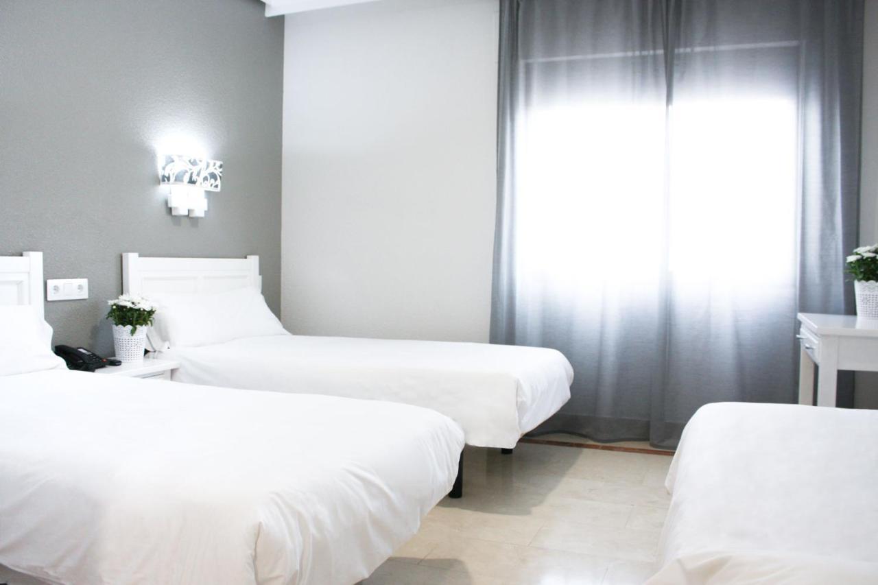 Hospedium Hotel Castilla Torrijos Exterior photo